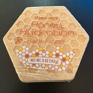 NIP Trader Joe’s Honey Hydration Bath Fizzer